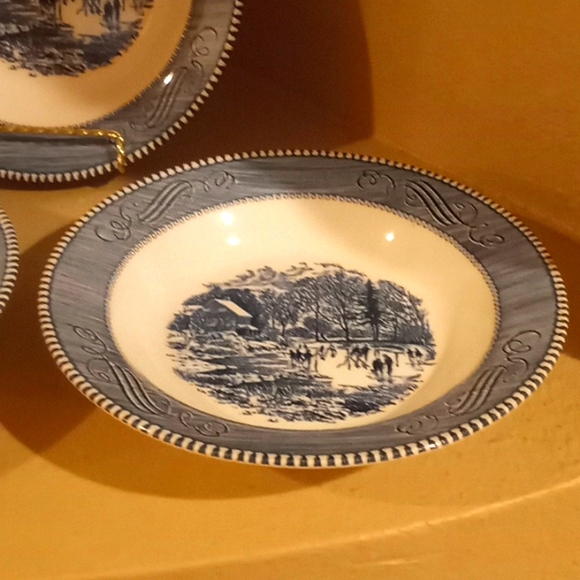 VTG- Currier & Ives by Royal Early Winter- 3 Bowl Bundle - Picture 4 of 11